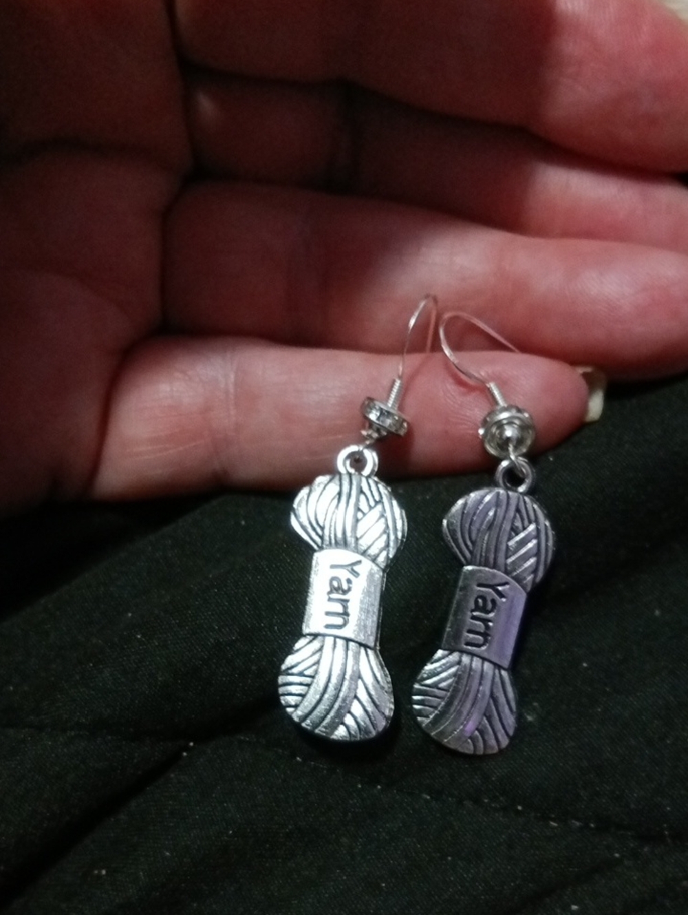 Silver Yarn Ball Dangle Earrings - Women Jewelry(HANDMADE)